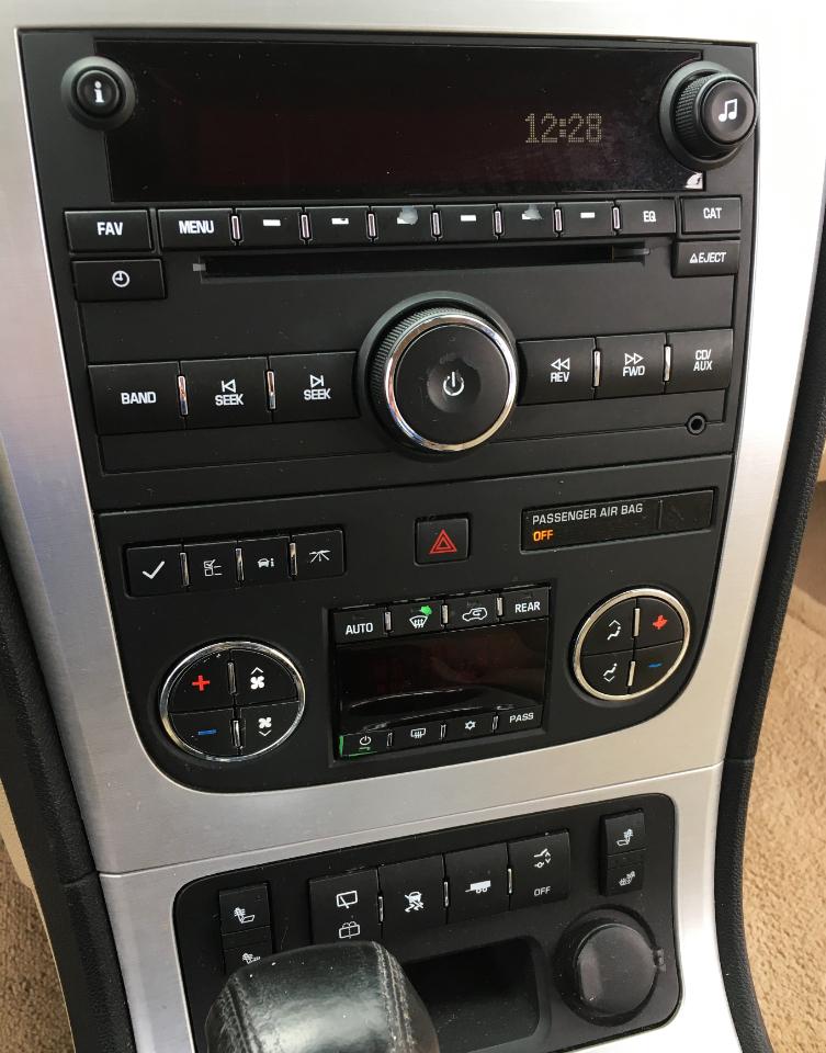 GMC Acadia FWD 4dr SLT2 2011