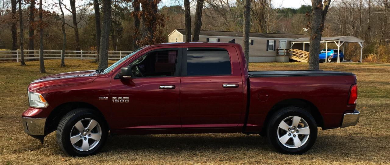 RAM 1500 Big Horn 4x2 Crew Cab 5'7" Box 2017