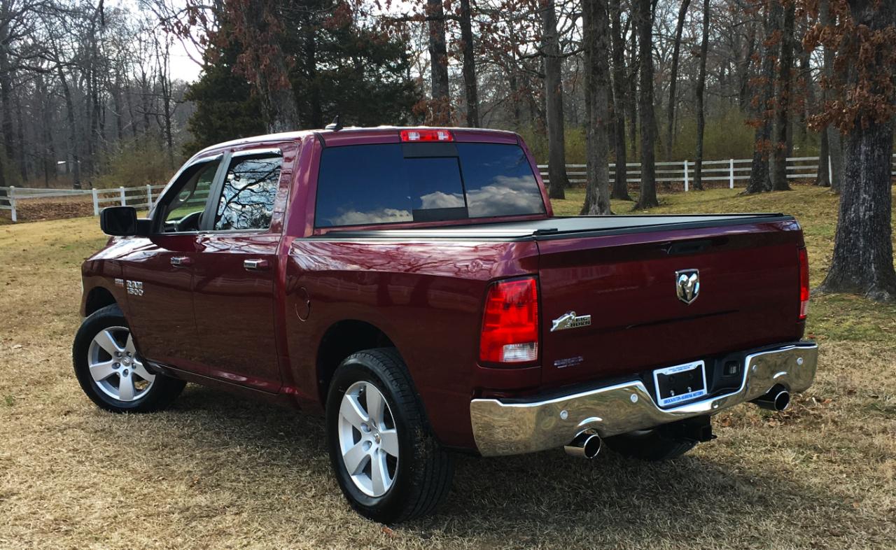 RAM 1500 Big Horn 4x2 Crew Cab 5'7" Box 2017