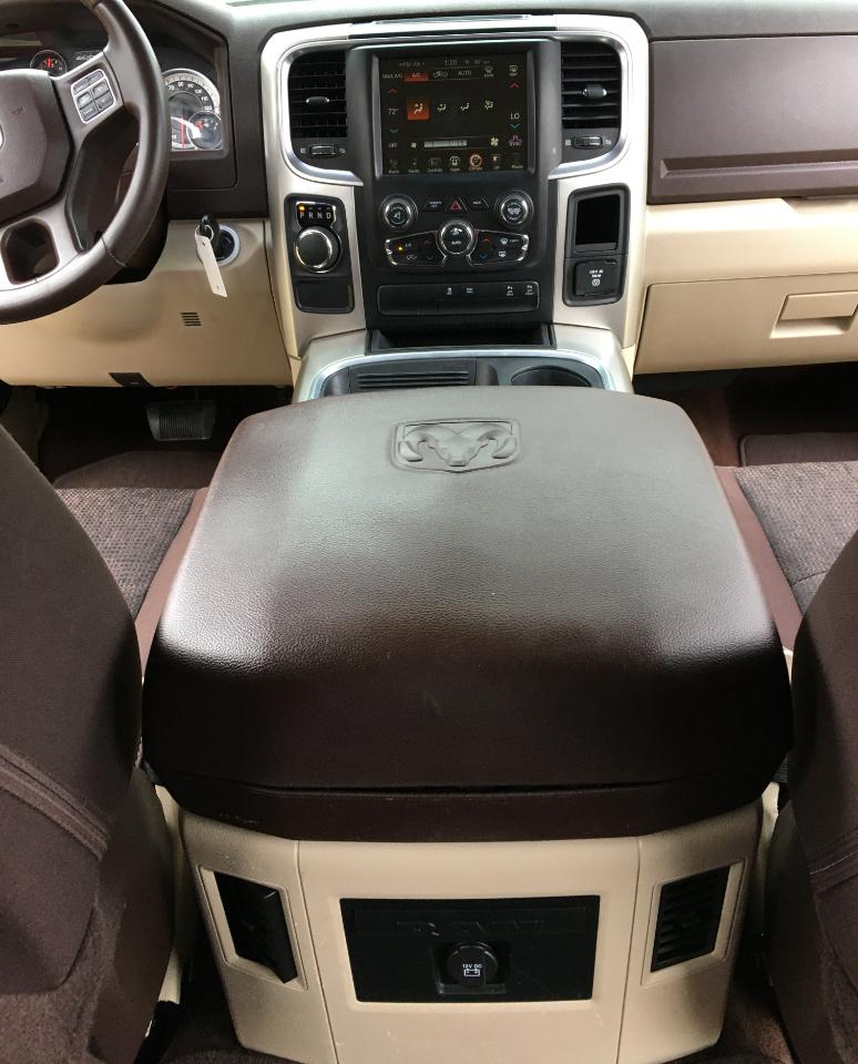 RAM 1500 Big Horn 4x2 Crew Cab 5'7" Box 2017