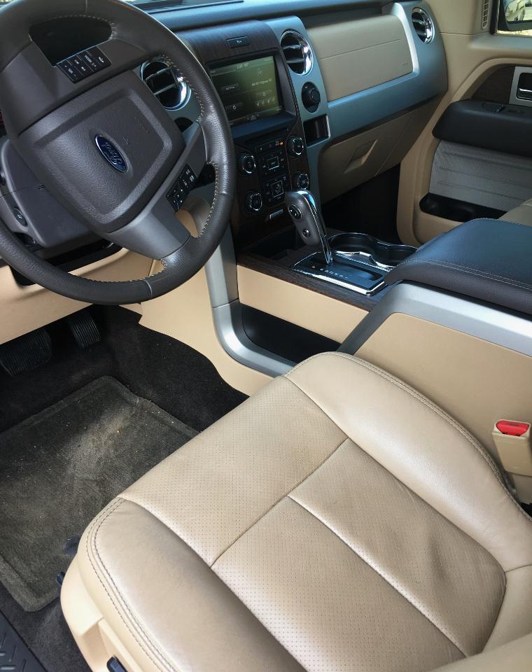 Ford F-150 2WD SuperCab 145" Lariat 2014