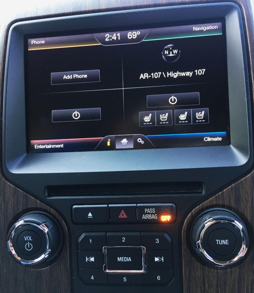 Ford F-150 2WD SuperCab 145" Lariat 2014