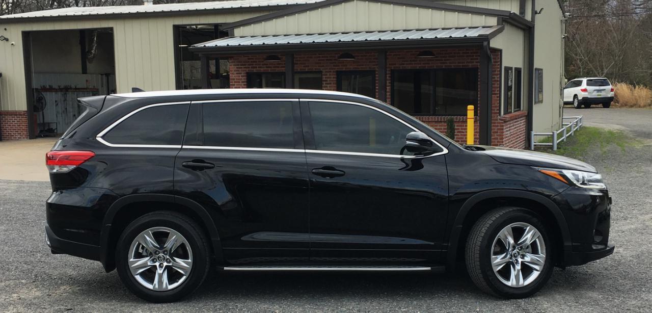 Toyota Highlander Limited V6 FWD (Natl) 2019