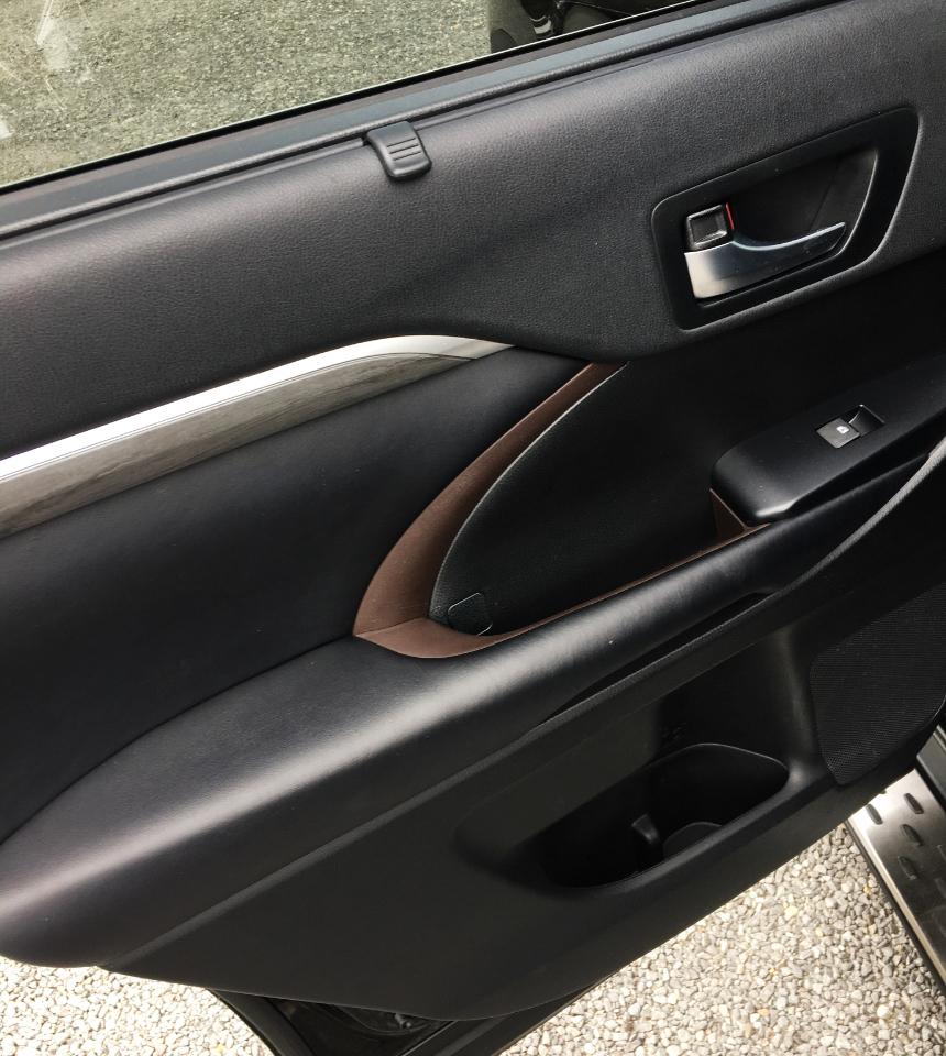 Toyota Highlander Limited V6 FWD (Natl) 2019