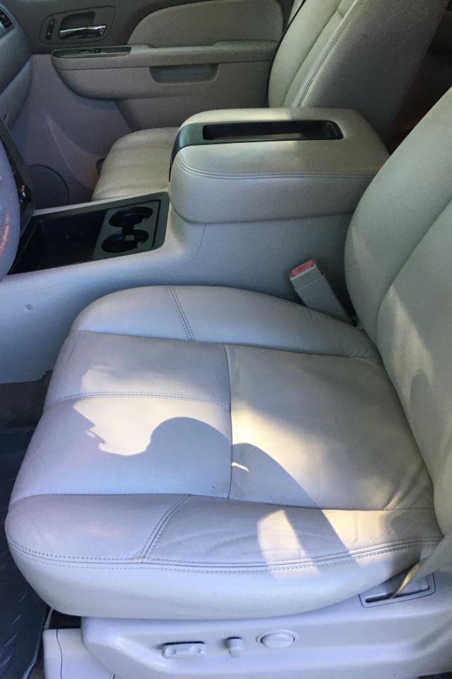 Chevrolet Tahoe 4WD 4dr 1500 LT 2011