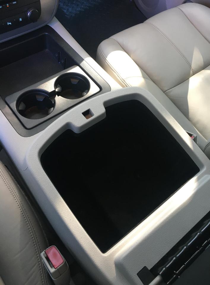 Chevrolet Tahoe 4WD 4dr 1500 LT 2011