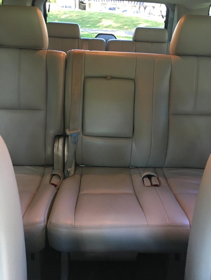 Chevrolet Tahoe 4WD 4dr 1500 LT 2011