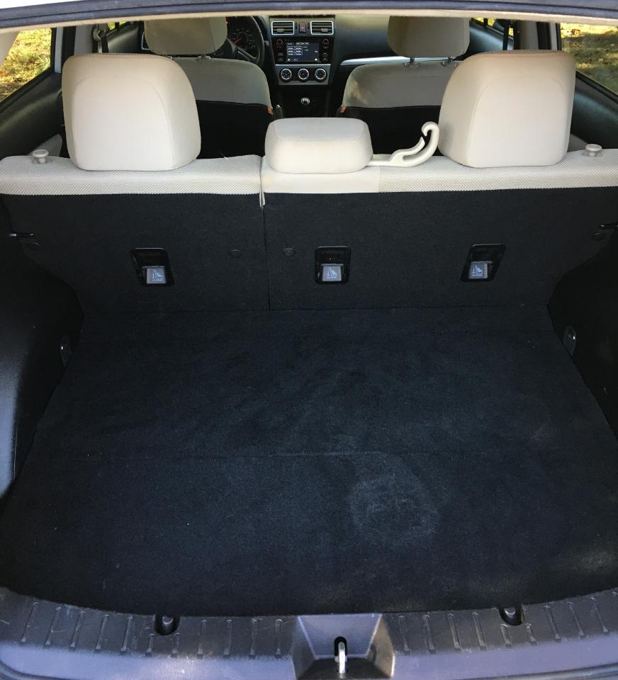 Subaru Crosstrek 5dr Man 2.0i Premium 2016