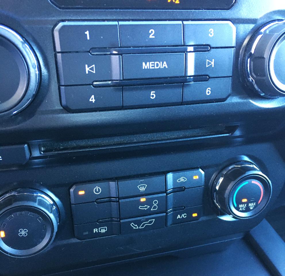 Ford F-150 Lariat 4WD SuperCrew 5.5' Box 2017