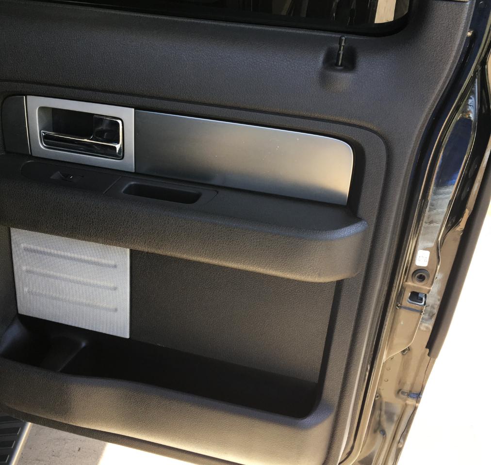 Ford F-150 4WD SuperCrew 145" Platinum 2013