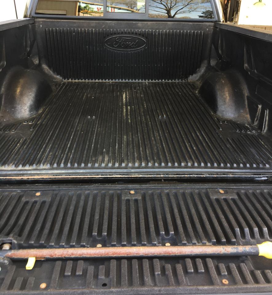 Ford F-150 4WD SuperCrew 145" Platinum 2013