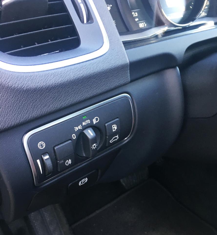 Volvo S60 2015.5 4dr Sdn T5 Platinum AWD 2015