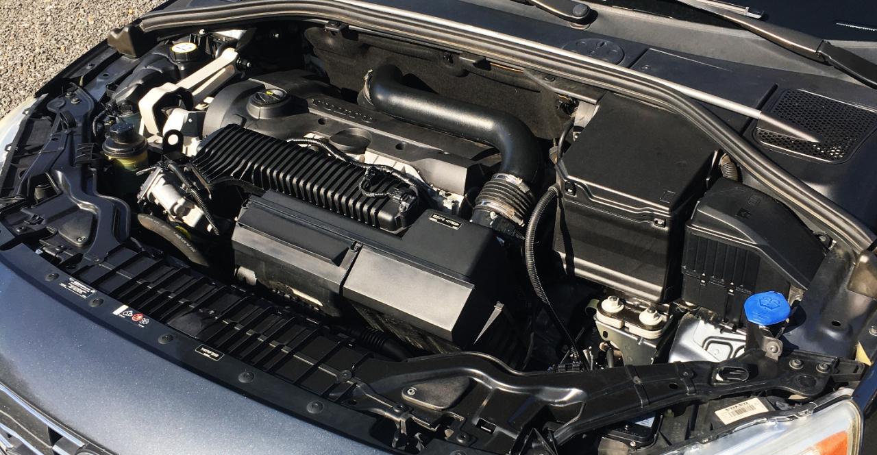 Volvo S60 2015.5 4dr Sdn T5 Platinum AWD 2015