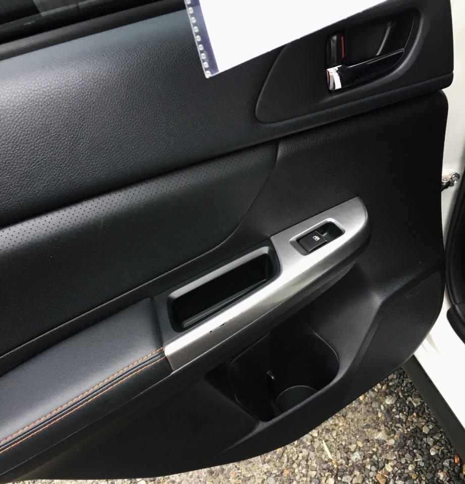 Subaru Crosstrek 5dr CVT 2.0i Limited 2016