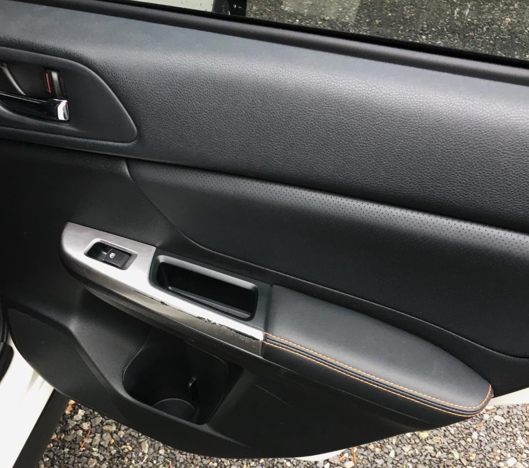 Subaru Crosstrek 5dr CVT 2.0i Limited 2016