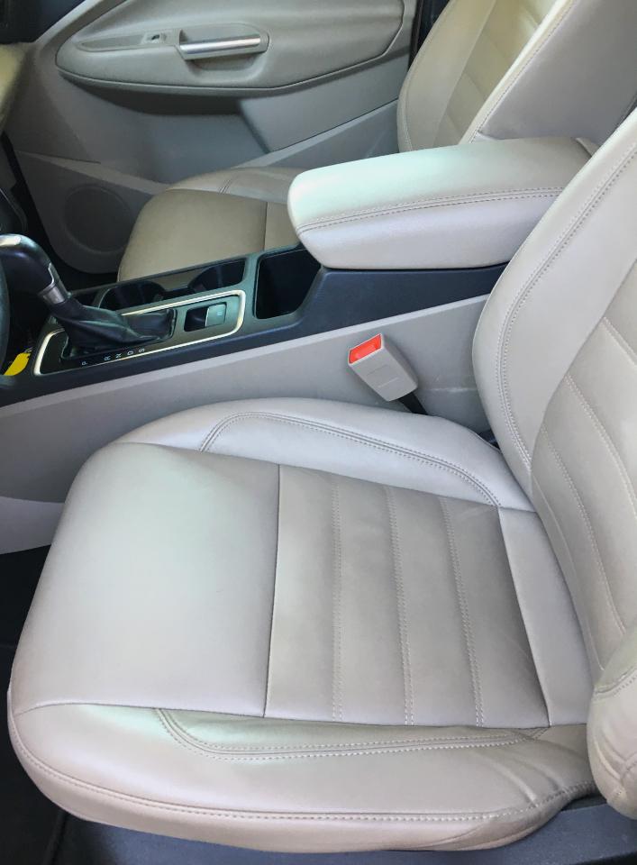 Ford Escape Titanium FWD 2017