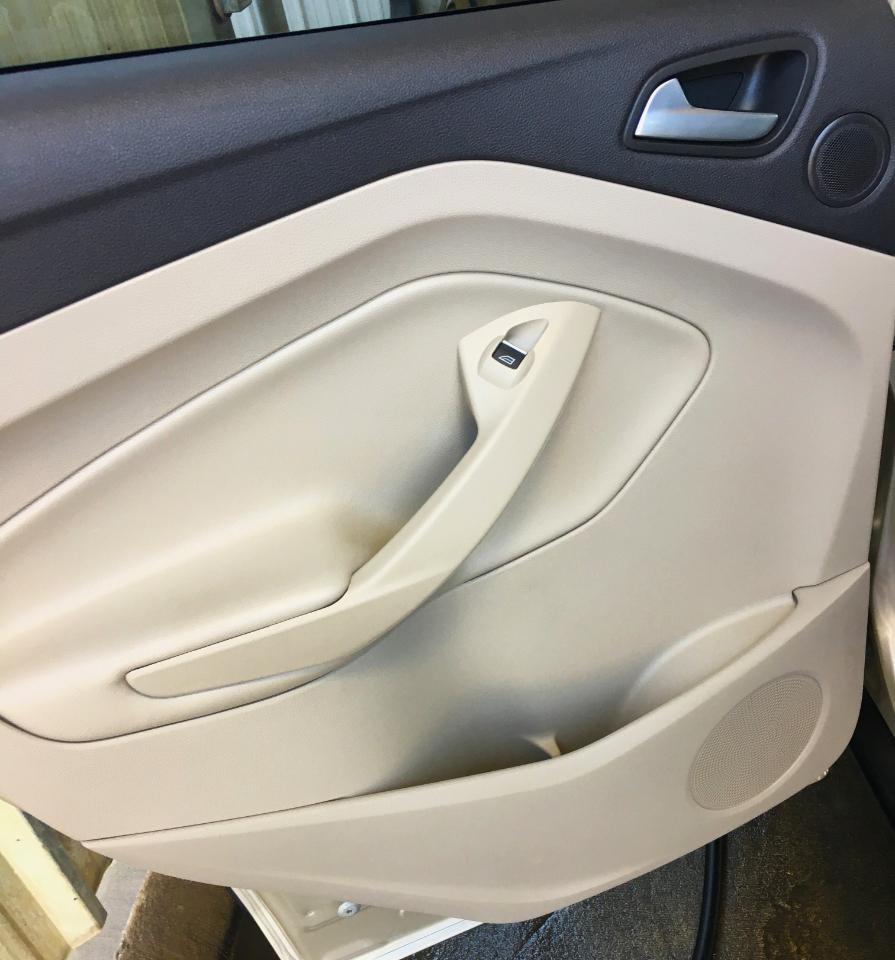 Ford Escape Titanium FWD 2017