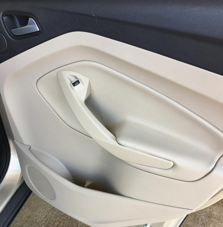 Ford Escape Titanium FWD 2017