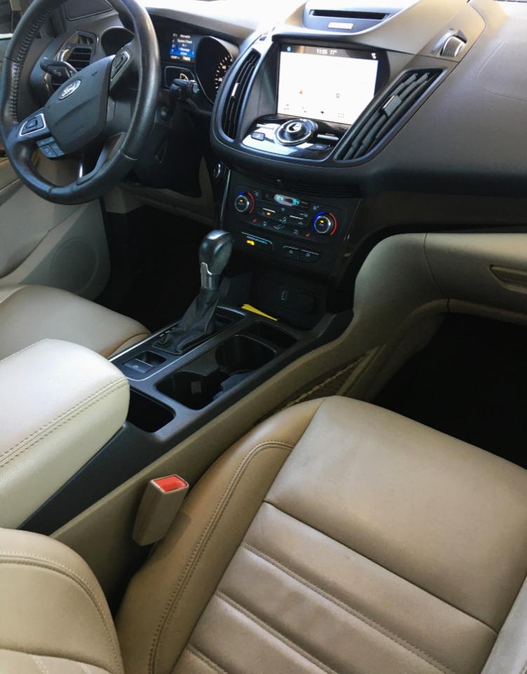 Ford Escape Titanium FWD 2017