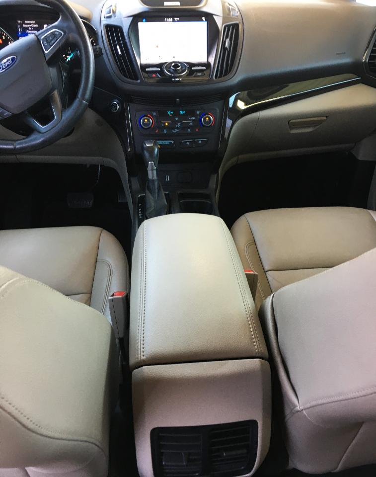 Ford Escape Titanium FWD 2017