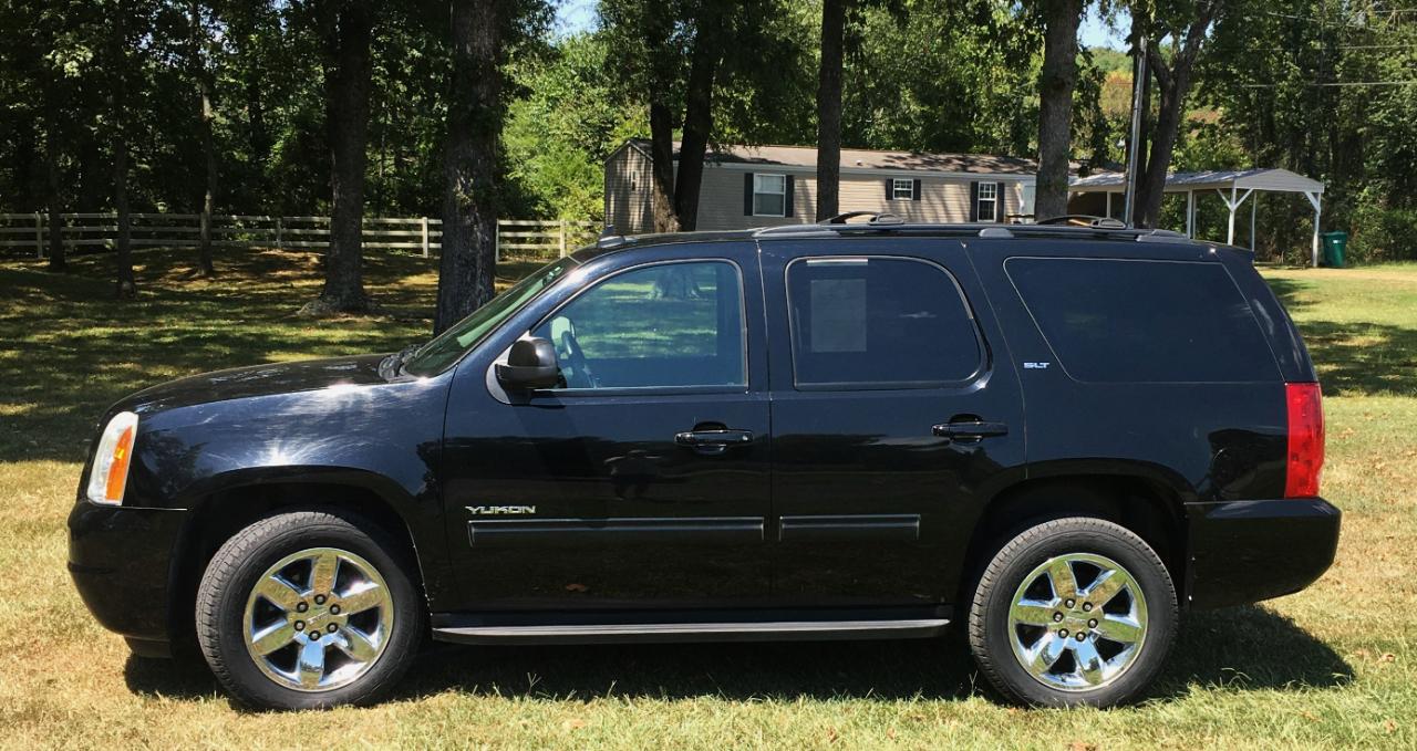 GMC Yukon 2WD 4dr 1500 SLT 2011