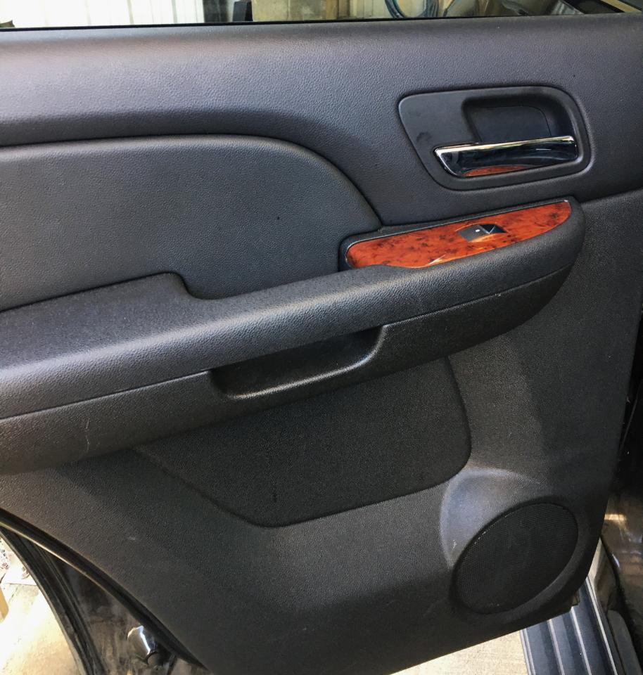 GMC Yukon 2WD 4dr 1500 SLT 2011