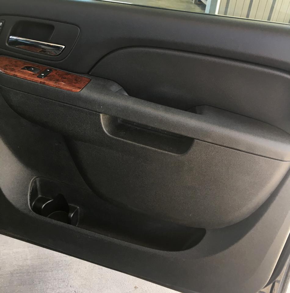 GMC Yukon 2WD 4dr 1500 SLT 2011