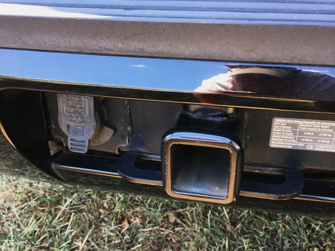 GMC Yukon 2WD 4dr 1500 SLT 2011