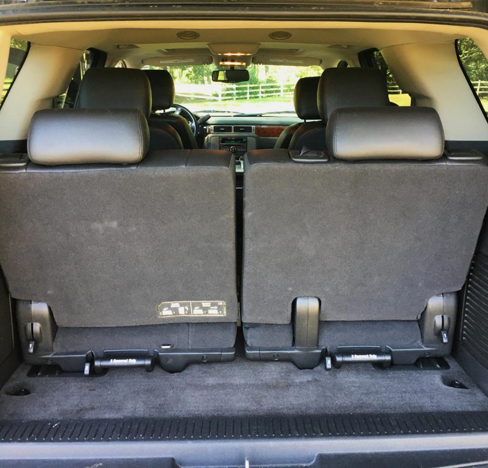 GMC Yukon 2WD 4dr 1500 SLT 2011