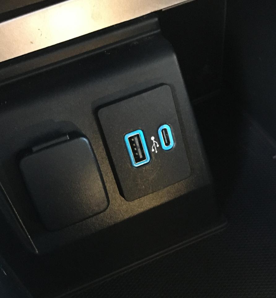 Ford Explorer Limited RWD 2020