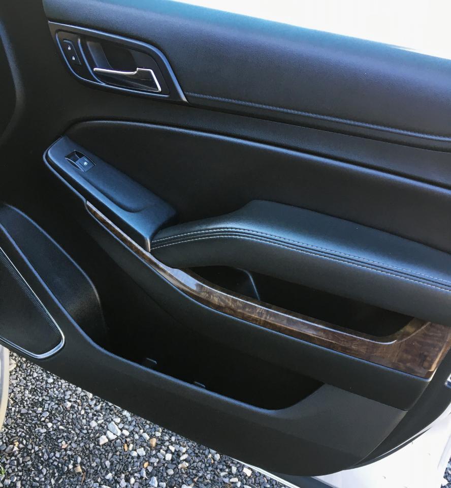 Chevrolet Suburban 2WD 4dr 1500 LS 2018