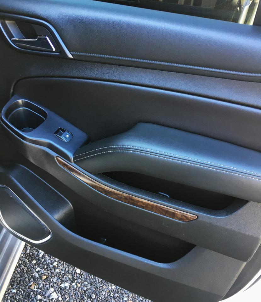 Chevrolet Suburban 2WD 4dr 1500 LS 2018