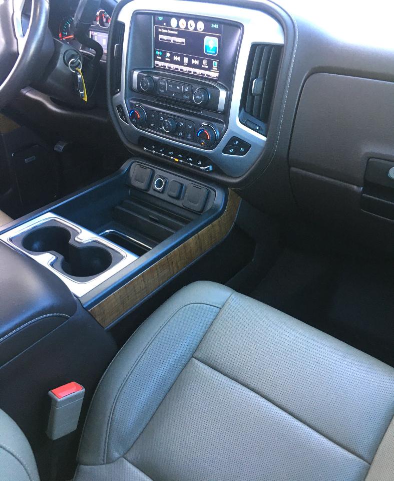 GMC Sierra 1500 4WD Crew Cab 143.5" SLT 2017