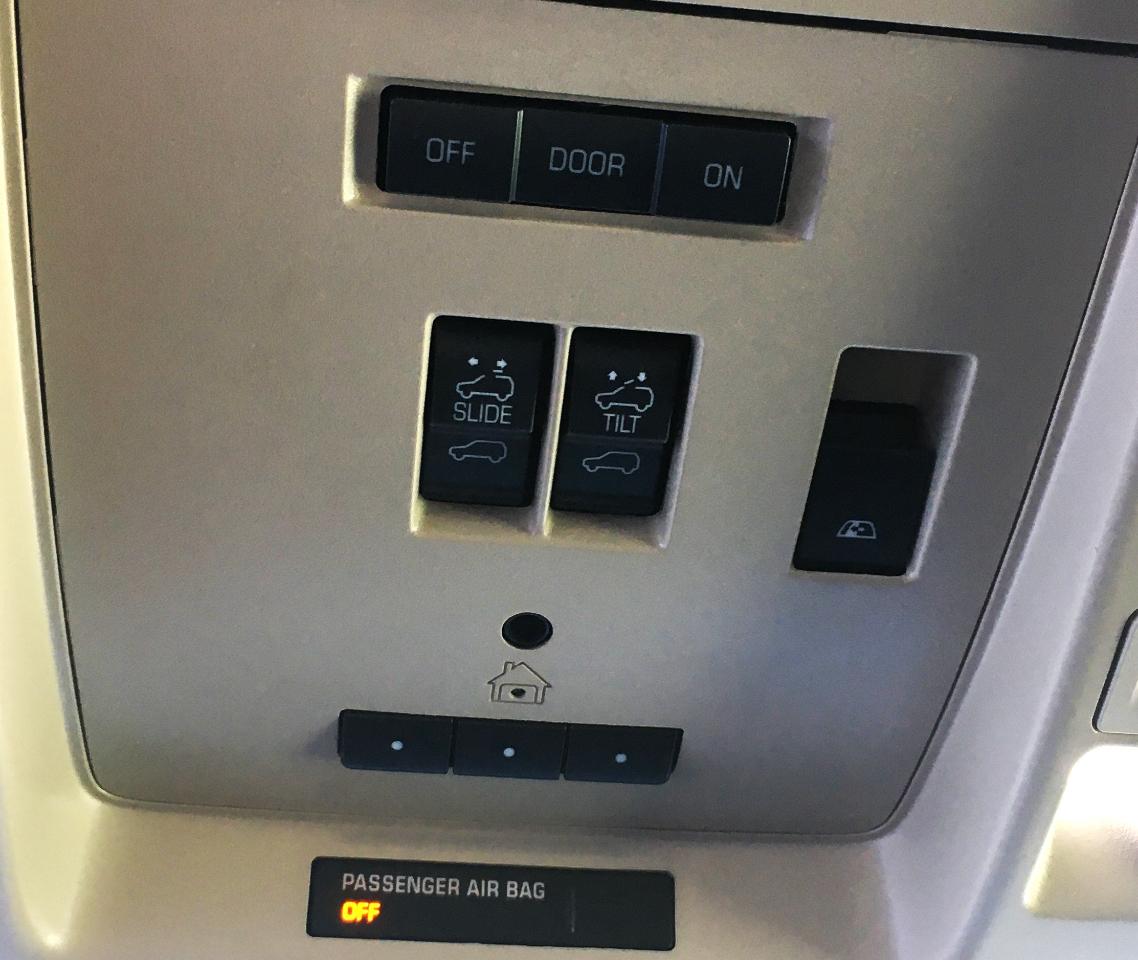 GMC Sierra 1500 4WD Crew Cab 143.5" SLT 2017