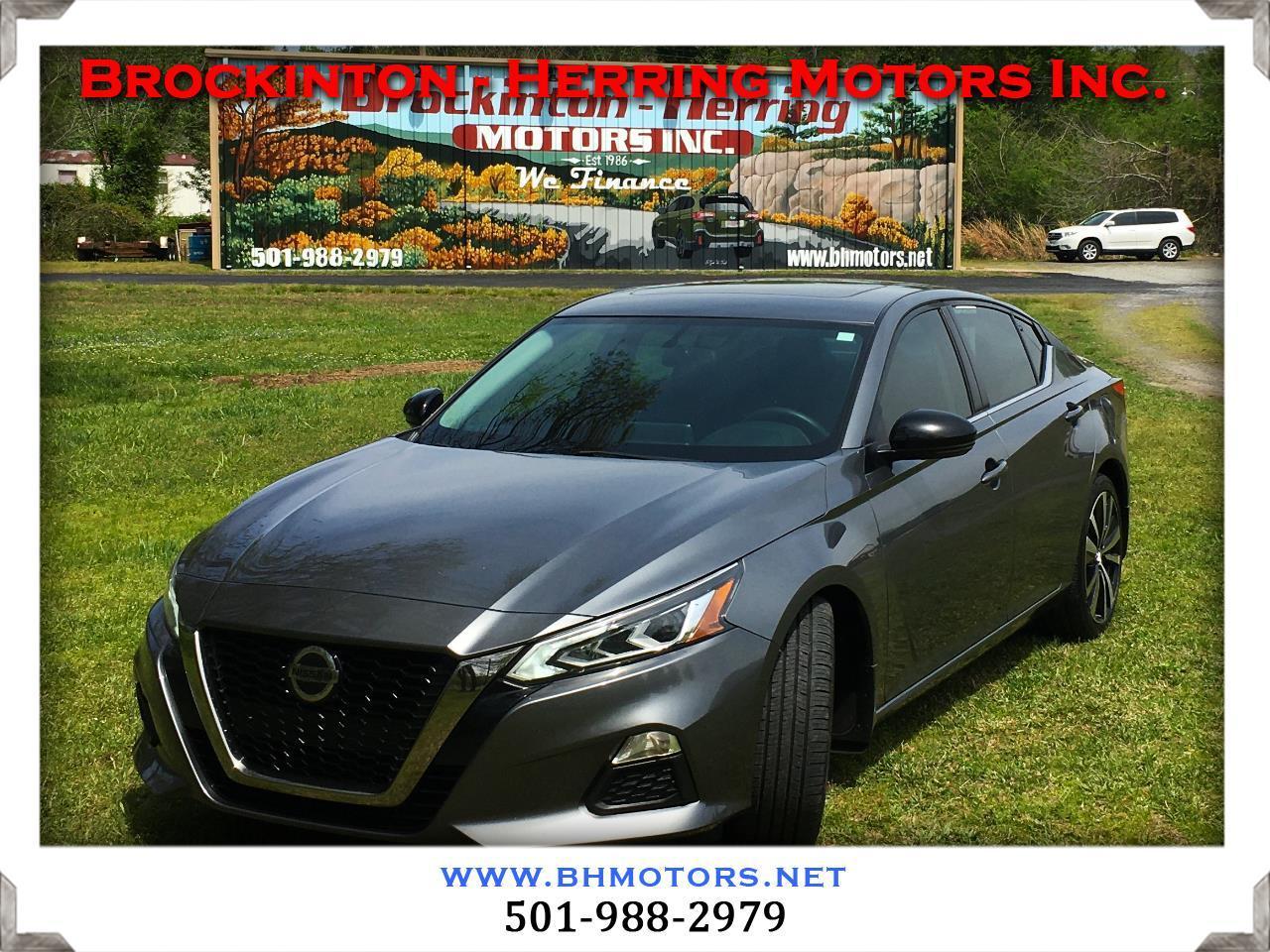 Nissan Altima 2.5 SR Sedan 2019