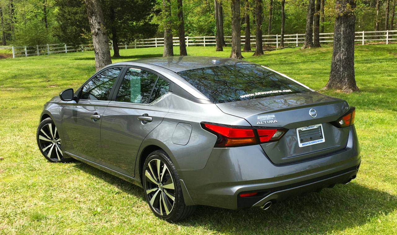 Nissan Altima 2.5 SR Sedan 2019