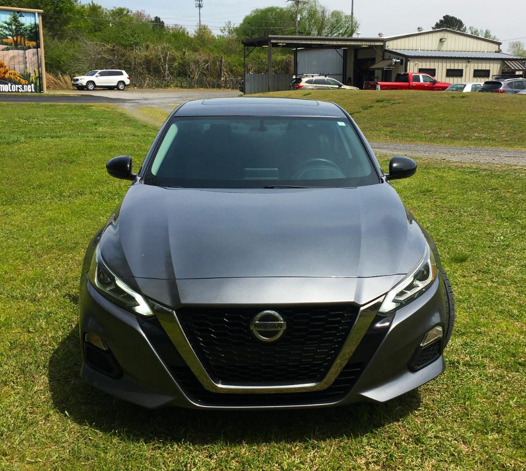 Nissan Altima 2.5 SR Sedan 2019