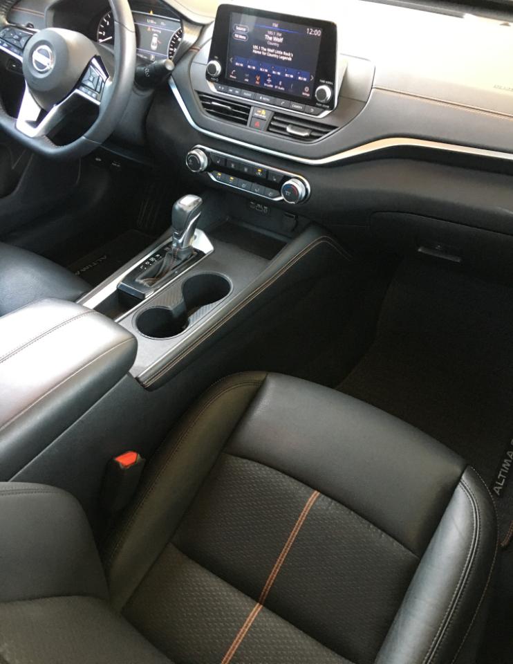 Nissan Altima 2.5 SR Sedan 2019