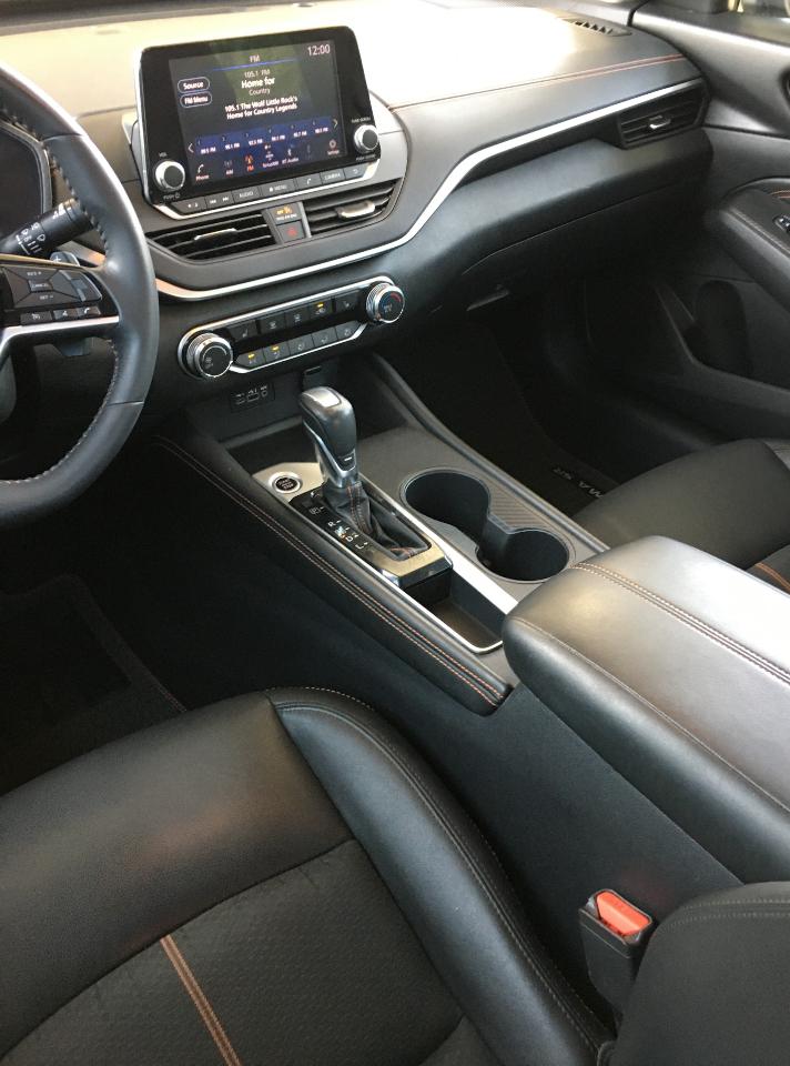 Nissan Altima 2.5 SR Sedan 2019