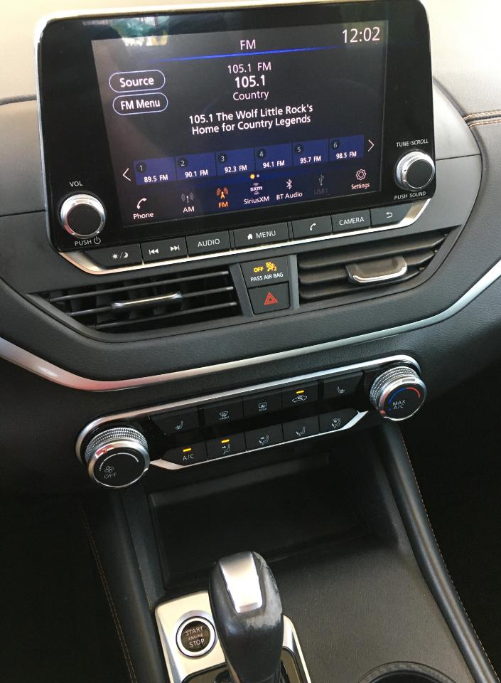 Nissan Altima 2.5 SR Sedan 2019