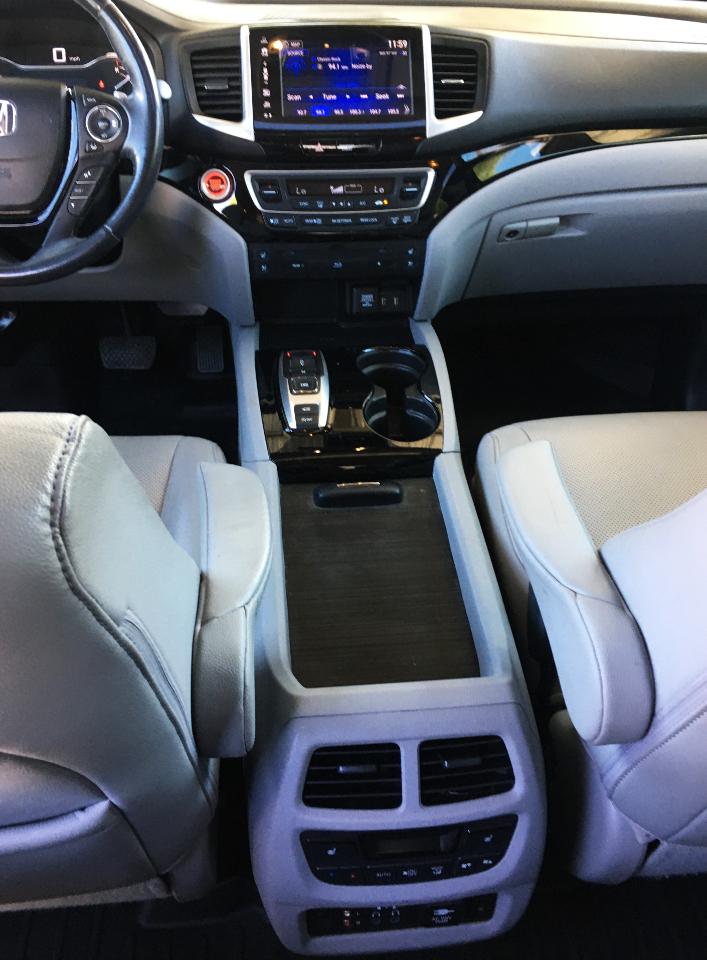 Honda Pilot Elite AWD 2017