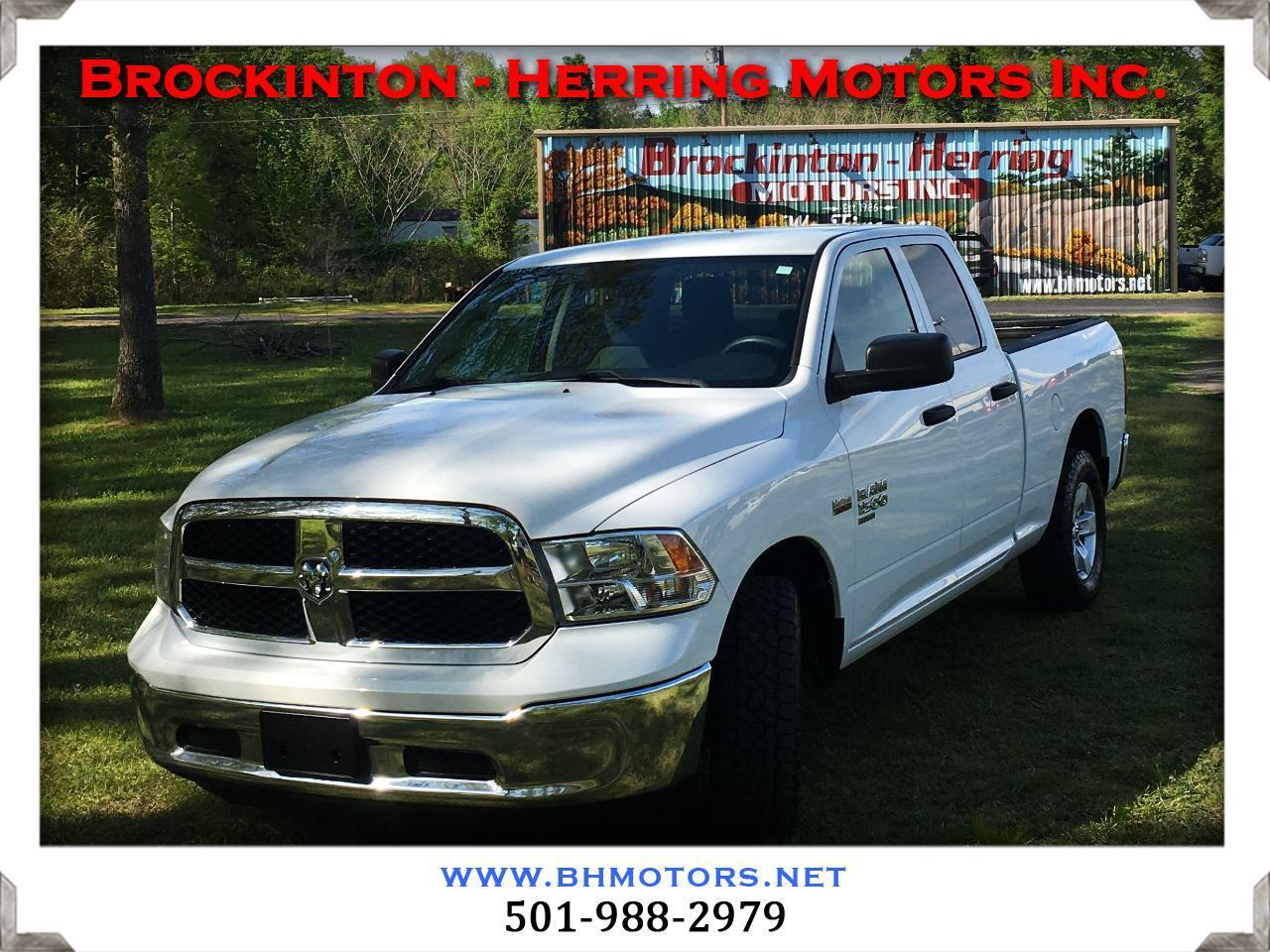 RAM 1500 Classic Tradesman 4x2 Quad Cab 6'4" Box 2022