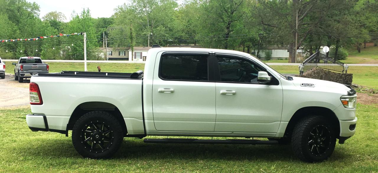 RAM 1500 Big Horn/Lone Star 4x4 Crew Cab 5'7" Box 2019