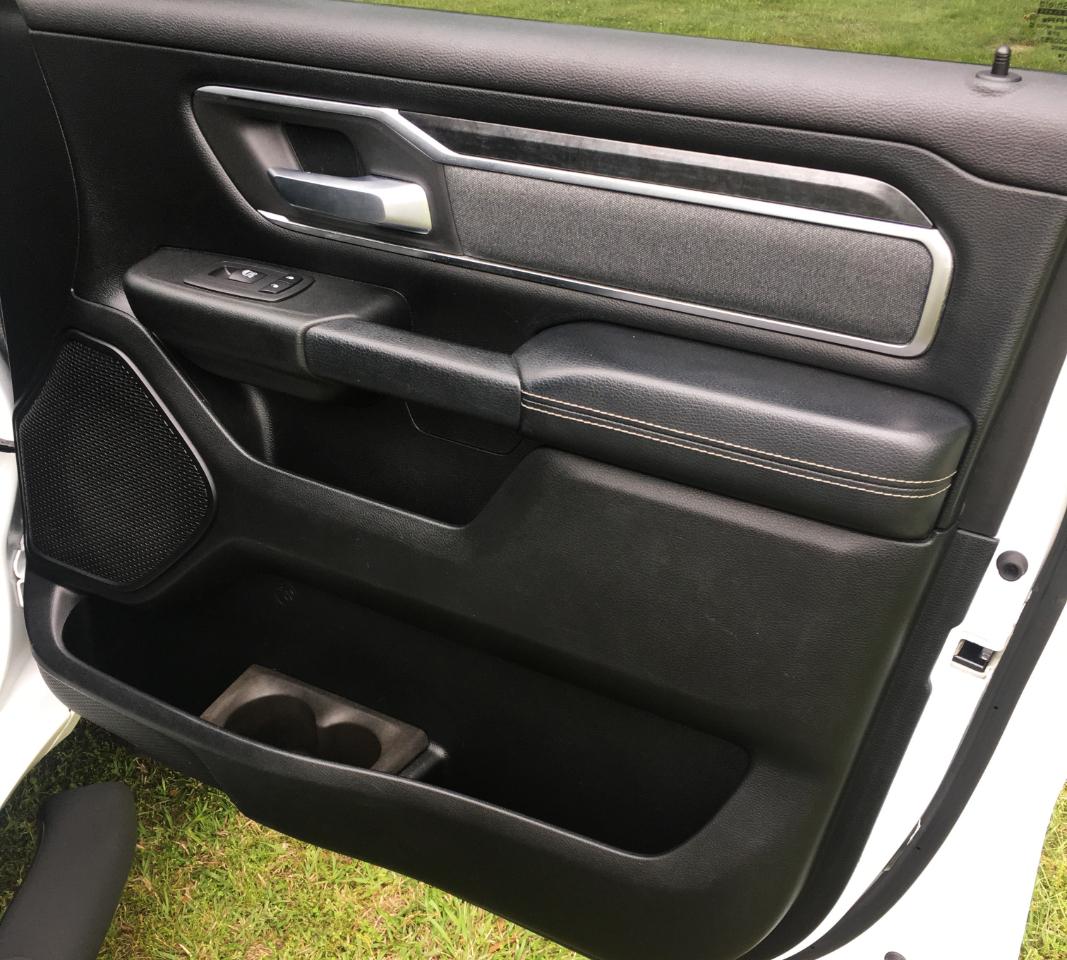 RAM 1500 Big Horn/Lone Star 4x4 Crew Cab 5'7" Box 2019