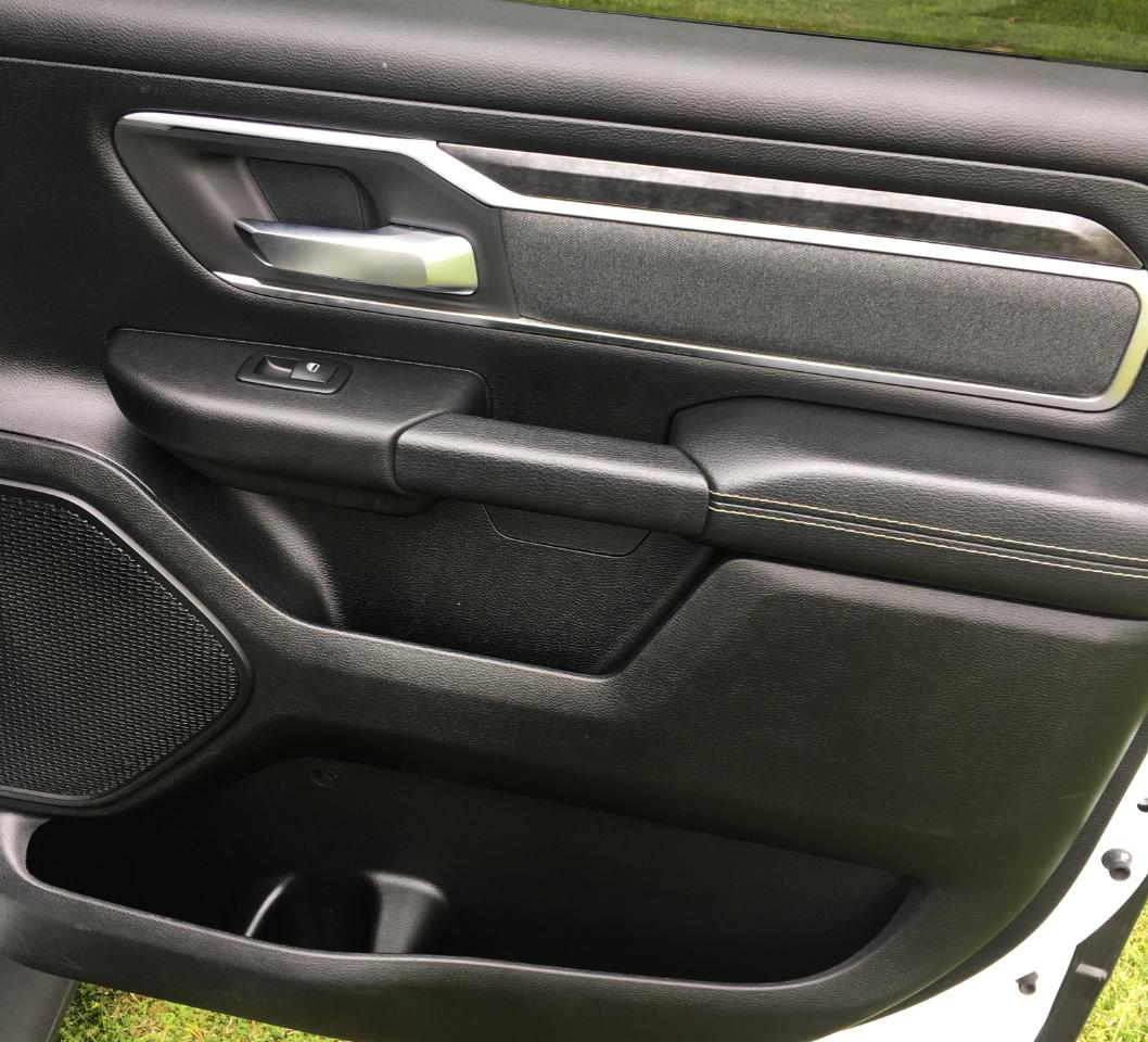 RAM 1500 Big Horn/Lone Star 4x4 Crew Cab 5'7" Box 2019