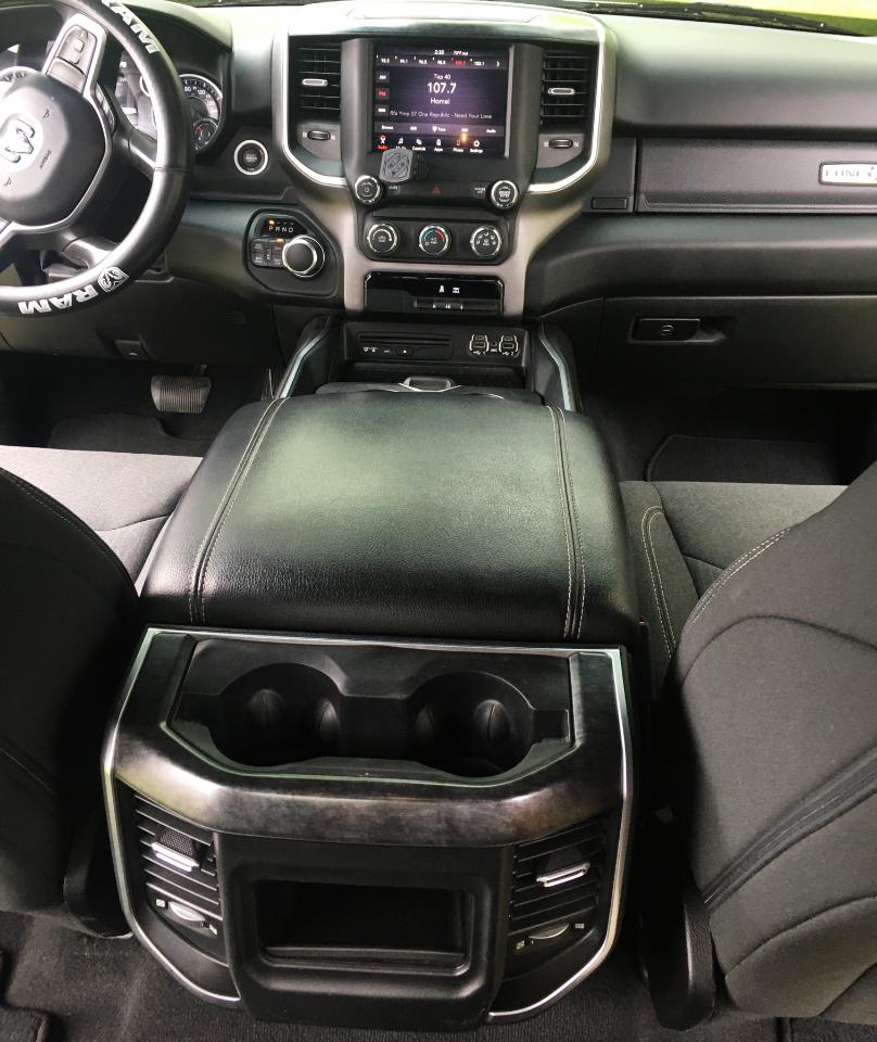 RAM 1500 Big Horn/Lone Star 4x4 Crew Cab 5'7" Box 2019