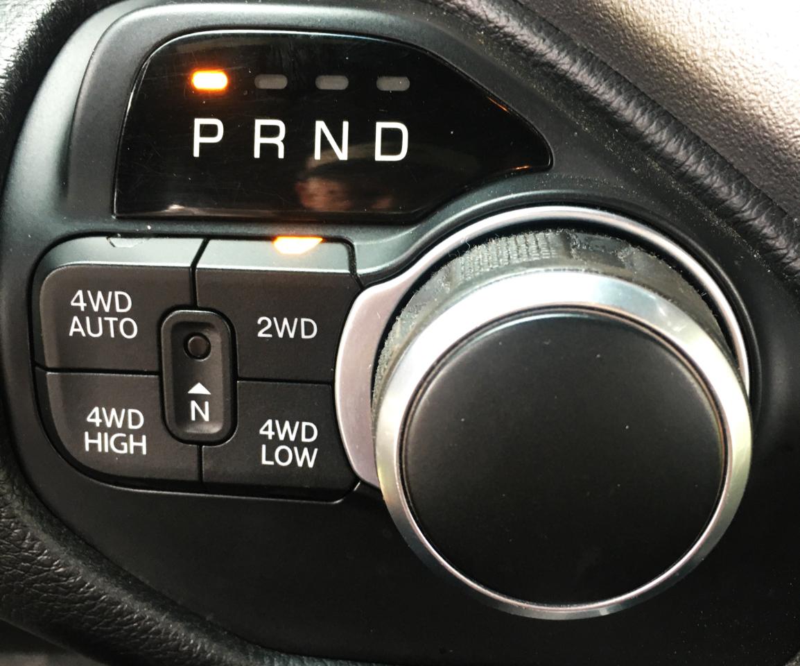 RAM 1500 Big Horn/Lone Star 4x4 Crew Cab 5'7" Box 2019