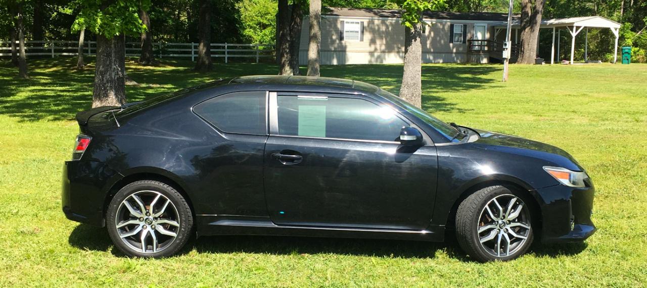 Scion tC 2dr HB Man (Natl) 2016