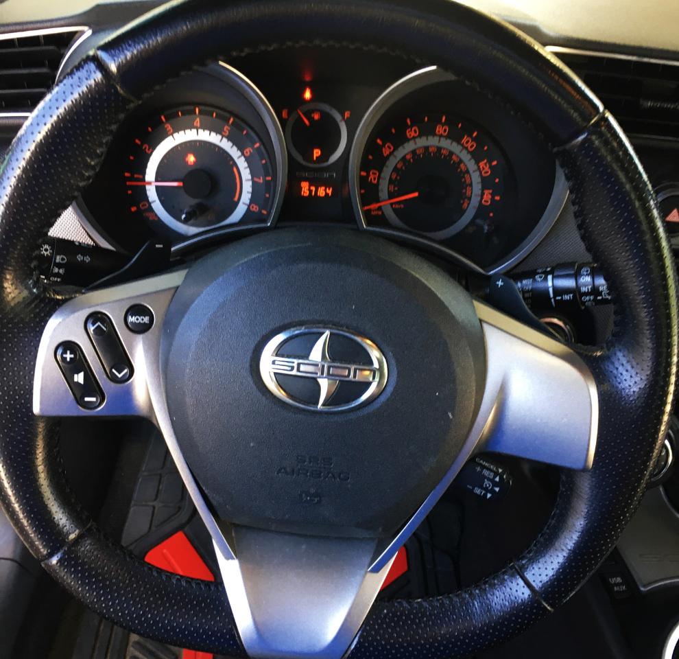 Scion tC 2dr HB Man (Natl) 2016