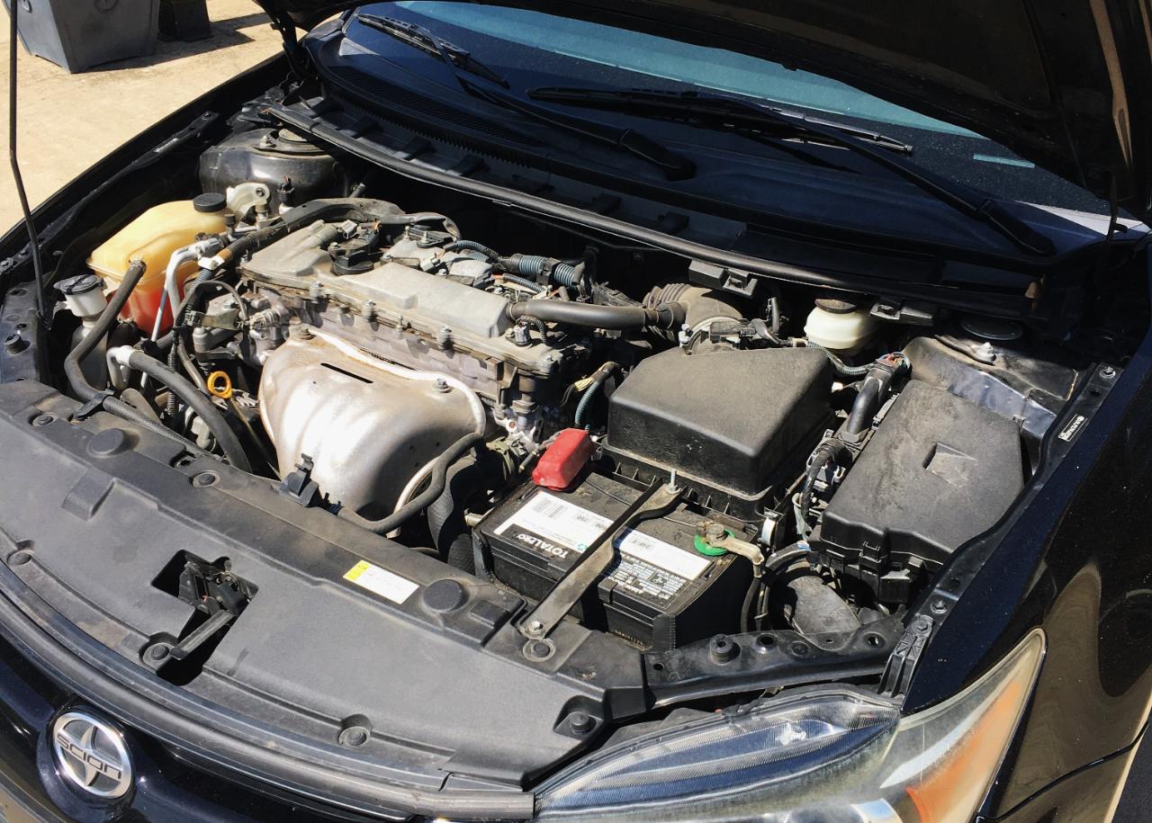 Scion tC 2dr HB Man (Natl) 2016